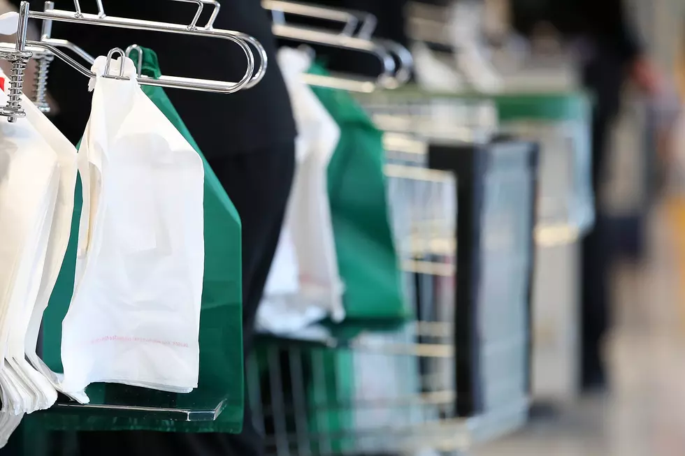 Maine Governor Has a Big Decision to Make About Banning Plastic Bags