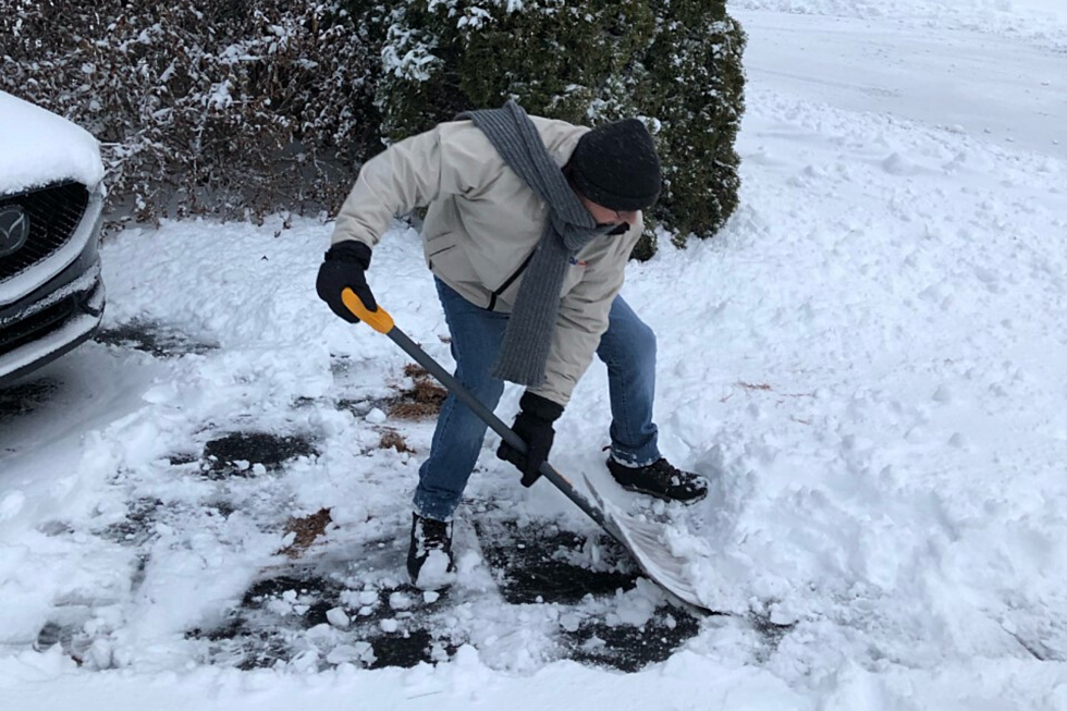 My Family&#8217;s First Snow in New England Was Amazing (and I Learned a Few Things, Too)