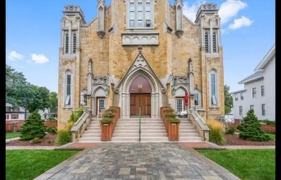 Peek Inside This Historic NH Church That&#8217;s Been Turned Into Jaw-Dropping Condos