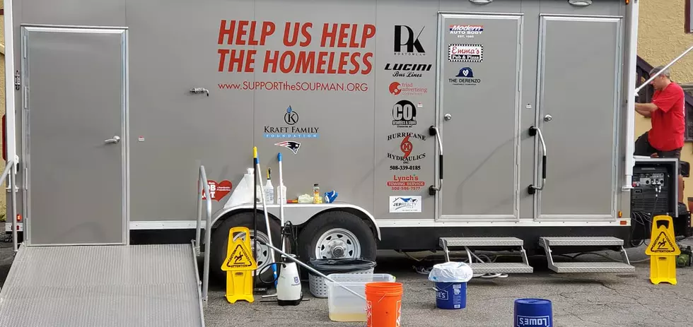 Massachusetts ‘Soupman’ Brings Pop-up Shower Trailer for Homeless People to Manchester, NH