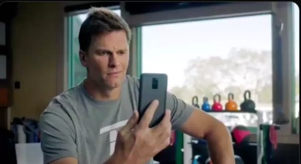 Did You See This Brady, Gronk Commercial for T-Mobile? It&#8217;s the Best