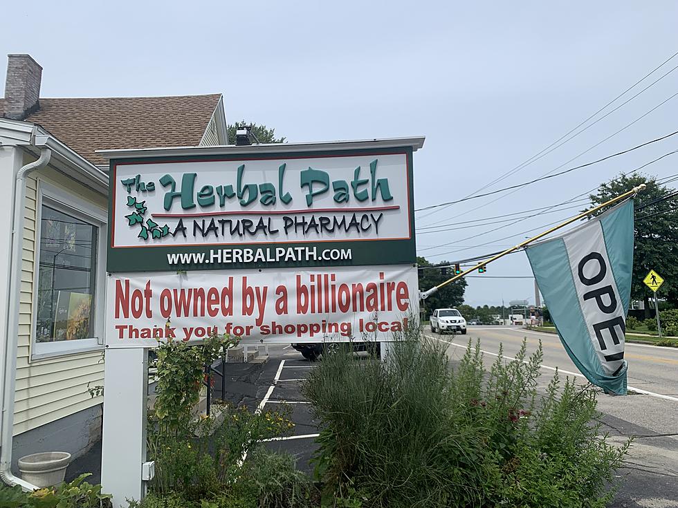 Health Food Store’s Sign in Portsmouth, NH, Takes a Hilarious Jab at Jeff Bezos