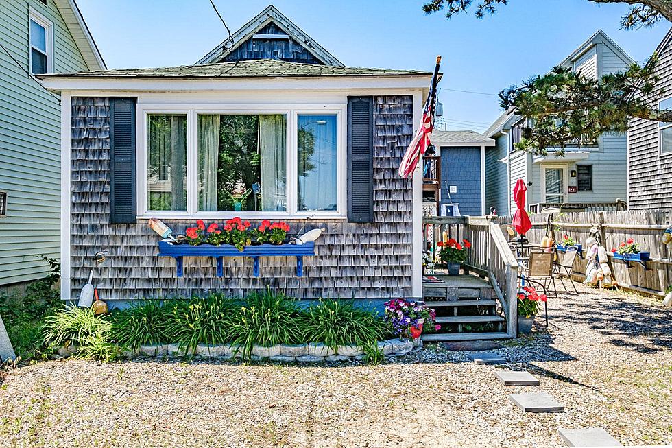 Is This the Smallest House For Sale in Maine? And Is It the Best Bargain? Wow