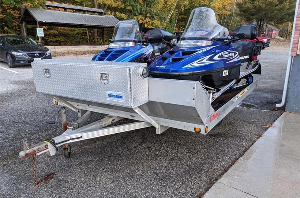 Snowmobile's plus Trailer