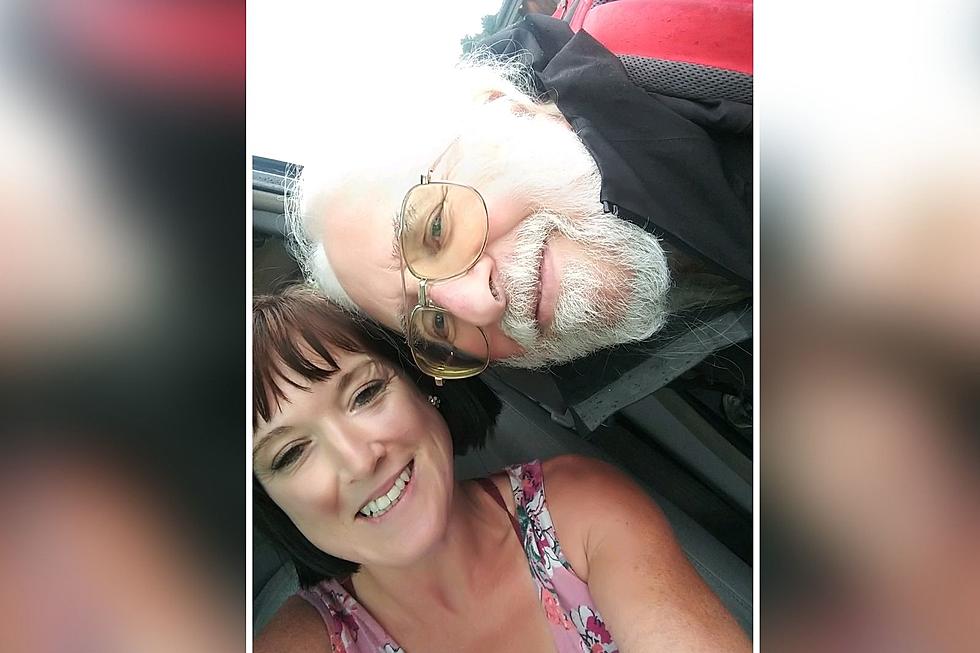 Barrington, NH, Woman Picks Up 74-Year-Old Hitchhiking Vietnam Vet, and Now They’re Email Buddies