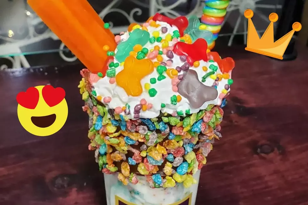 The Colorful New Butterfly King Shake at Lickee&#8217;s &#038; Chewy&#8217;s in NH Looks So Yummy