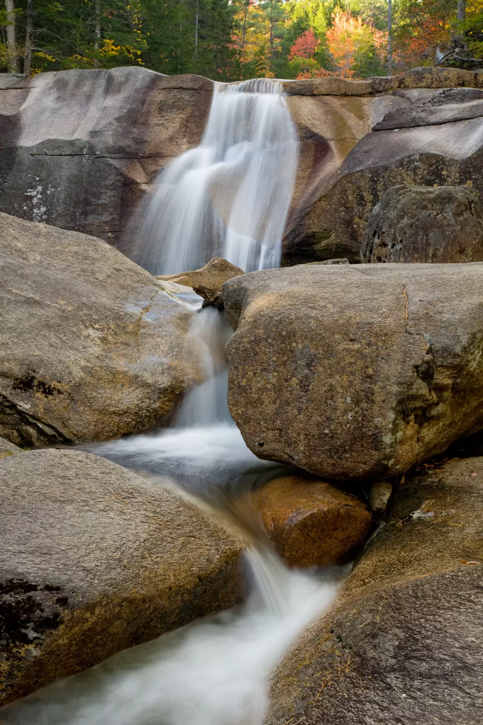 How to Enjoy Touristy Spots Like Diana&#8217;s Bath in the White Mountains of New Hampshire