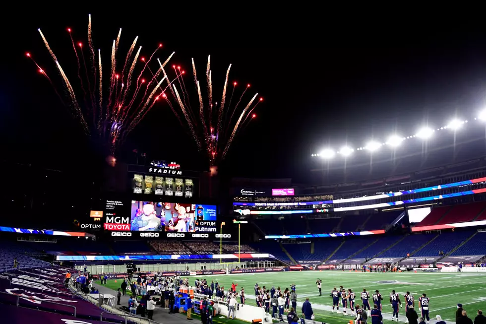 Where is the Best Bar to Grab a Beer Before the Patriots &#8211; Bills Game at Gillette Stadium?