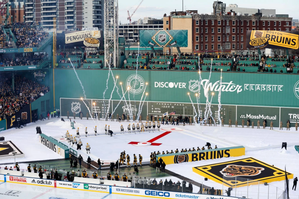 Crazy Scenes From the Winter Classic Boston Bruins Win at Fenway