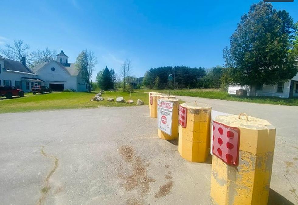Say 'Eh!' to Your Neighbors: VT House is a Skip Away From Canada
