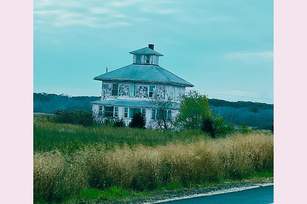 The Pink House of Plum Island, Massachusetts, is More Than Just an Iconic Locale