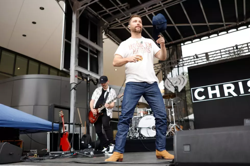 Win Your Way Into Chris Lane at Bernie’s Beach Bar This Week
