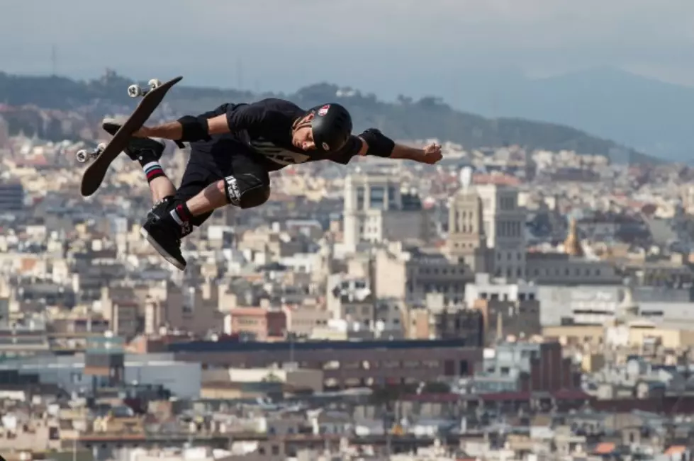 Science Has Finally Done It: Here&#8217;s Tony Hawk Riding a Hoverboard