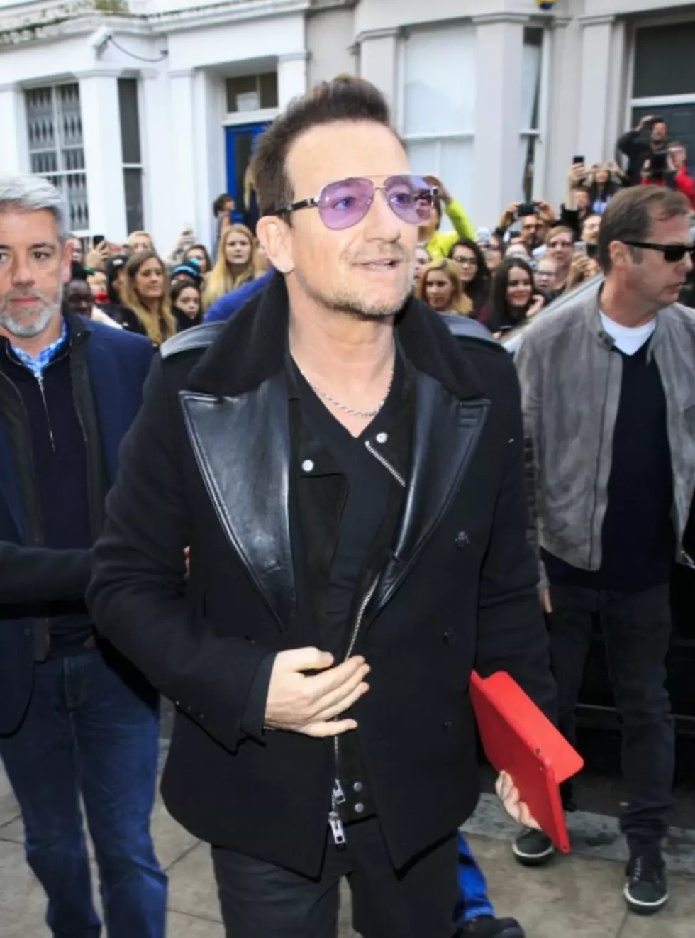 Bono Reveals: &#8216;I May Never Play Guitar Again&#8217;