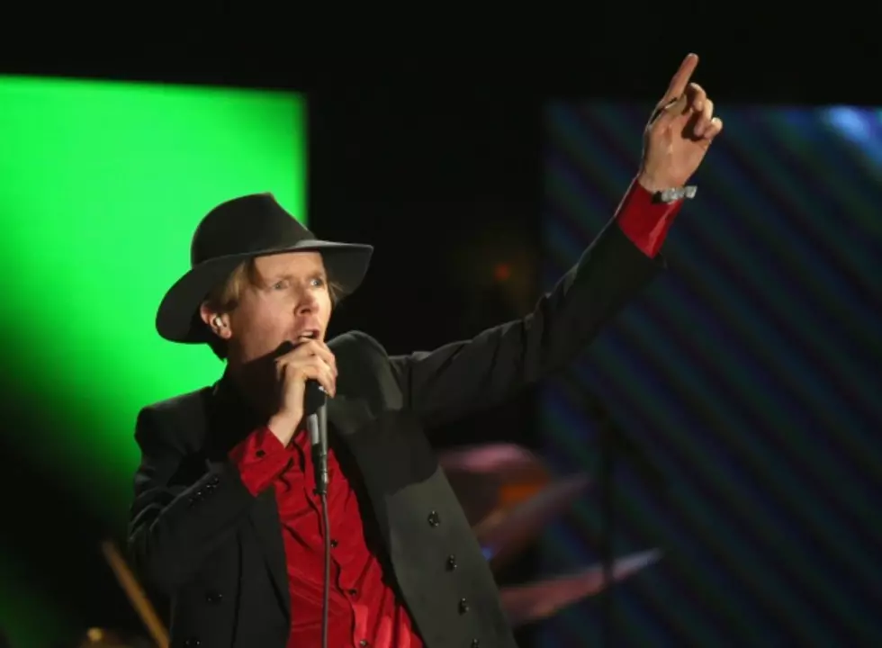New Music From Beck Coming Monday, Preview &#8216;Dreams&#8217;
