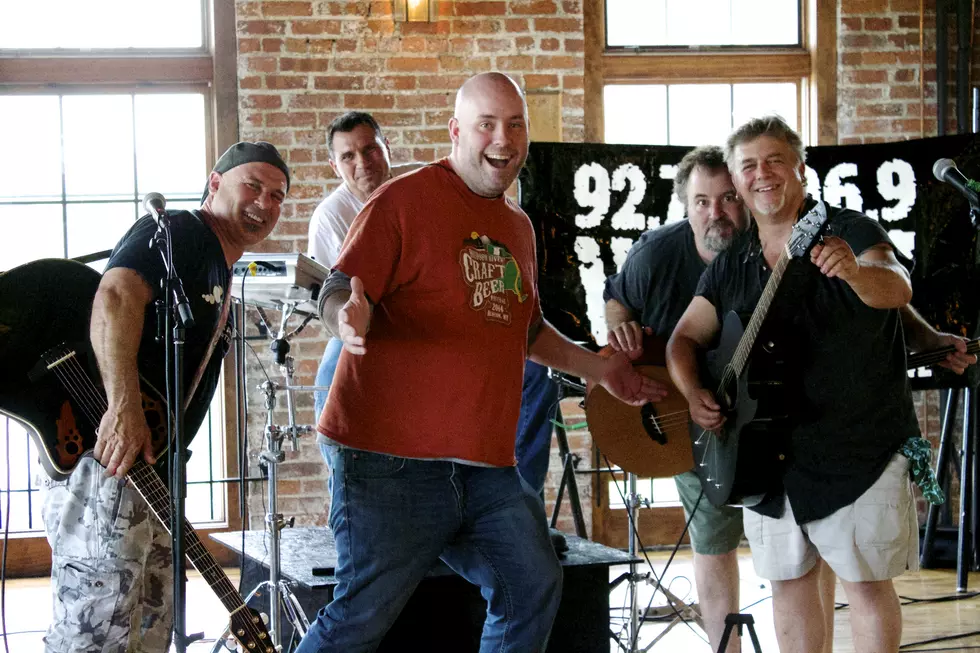 WRRV Sessions Featuring The Bar Spies (Photos)