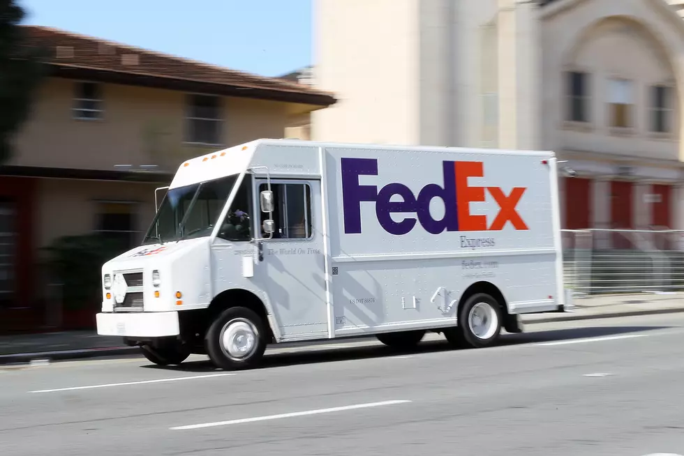 FedEx Delivers a Tumor Instead of a Kindle