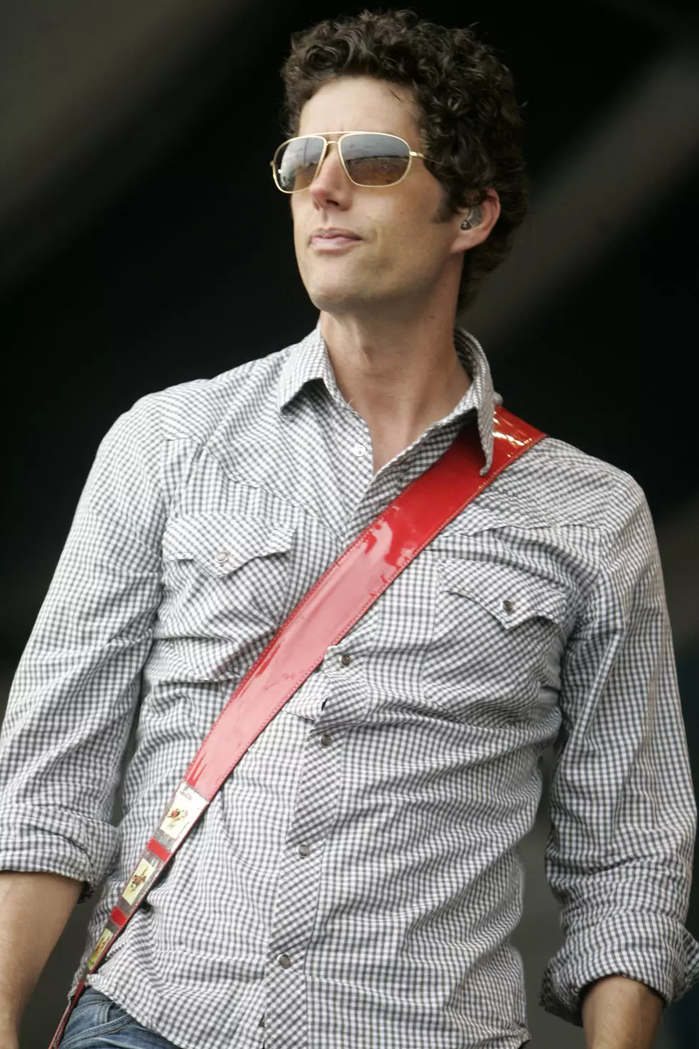 Better Than Ezra Frontman Performing at Daryl’s House