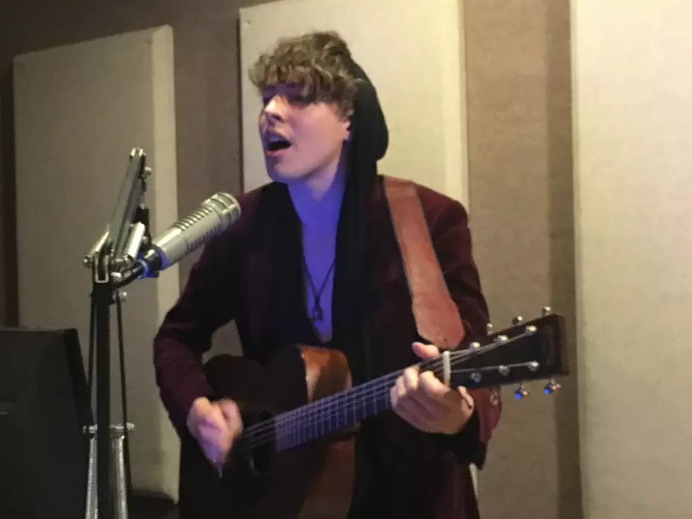 WRRV Acoustic: Barns Courtney Performs &#8216;Fire&#8217;