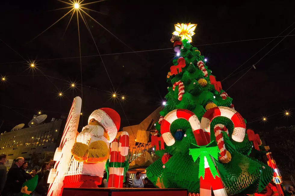 New York Family Wants Their Lego Christmas Display Immortalized