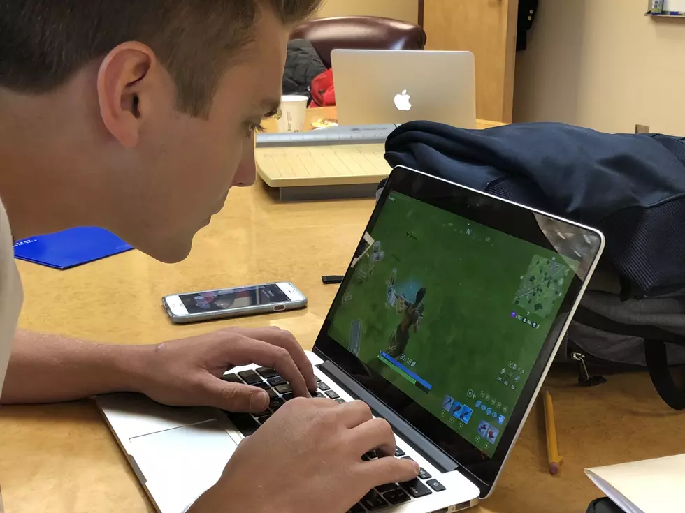 What is Fortnite and Why is Every College Kid Obsessed Over It?