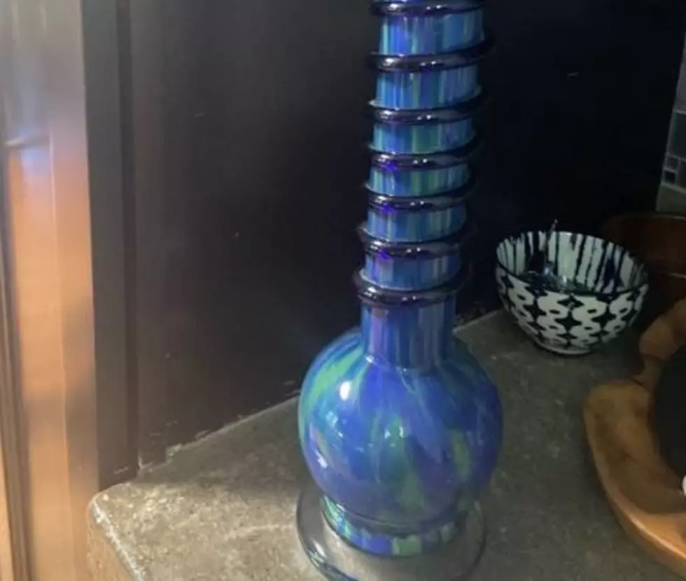 Vase or Bong? HV Facebook Listing Sparks Massive Debate