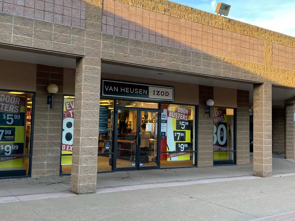 Van Heusen &#038; Izod Store in Fishkill Closing