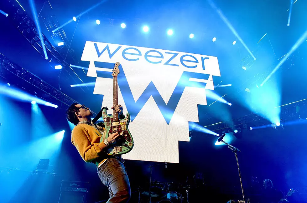 Weezer to Drop Surprise Album This Month
