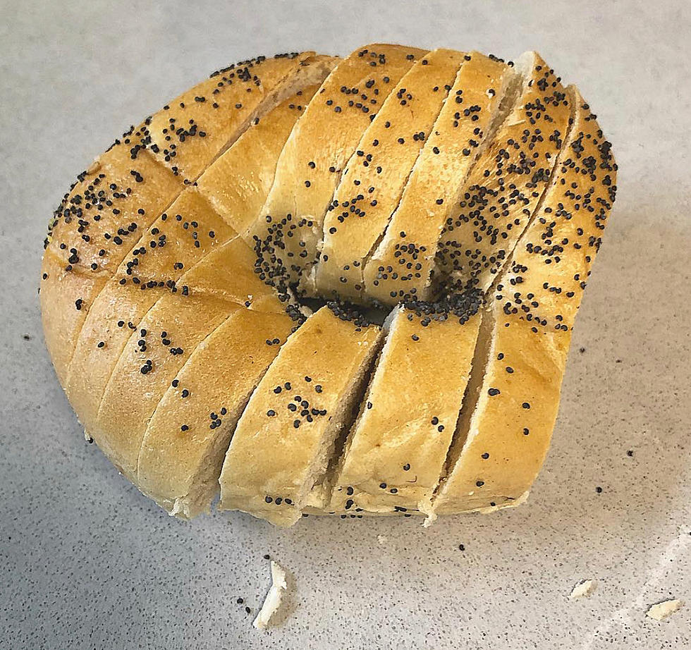Cutting a Bagel Like This in NY Should be Illegal