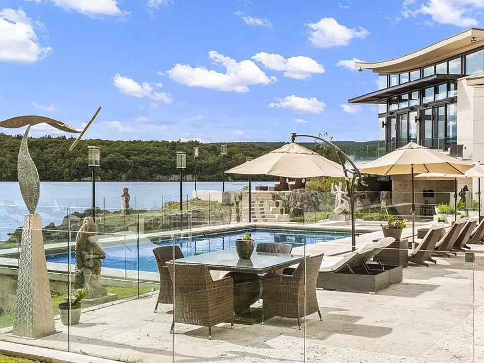 Want to soak up a sunset from a saltwater swimming pool? Then this is the spot for you