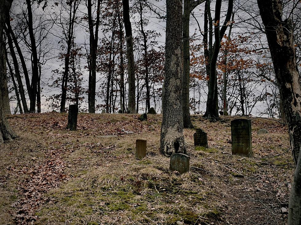 Eerie Cemetery For Children a Short Drive From Poughkeepsie, NY