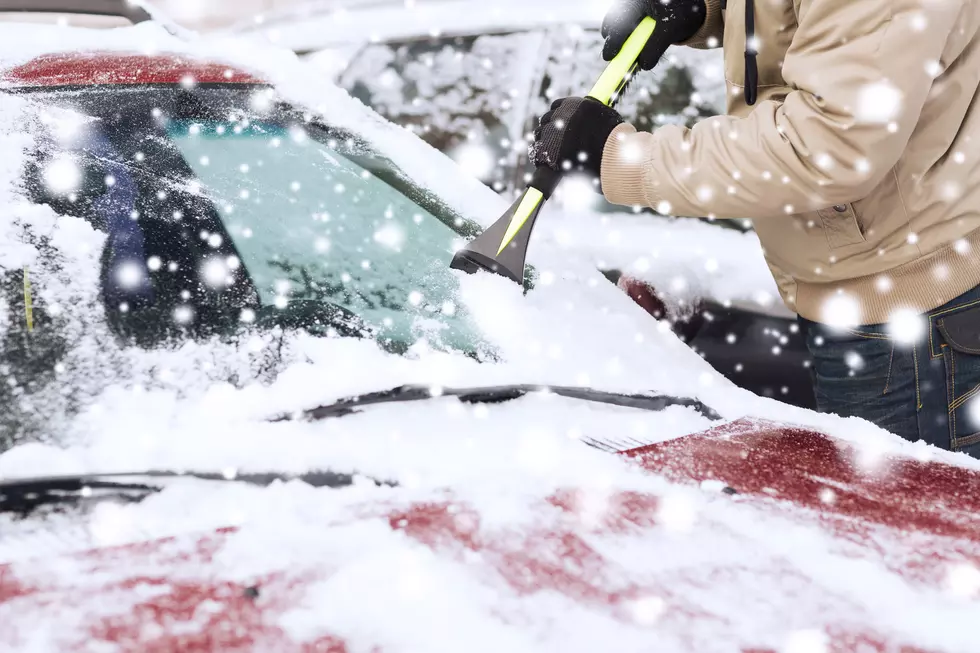 Have a car? Clear the snow off! (dolgachov)