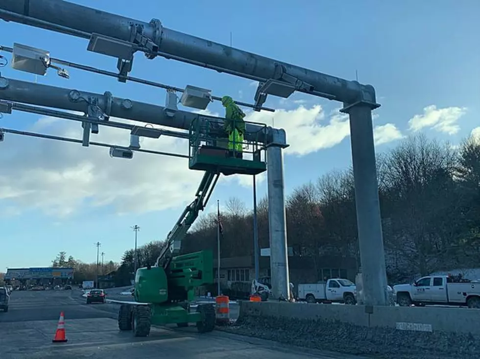 Workers putting the finishing touches on the cashless tolling system back in January 2022 (Jonah)