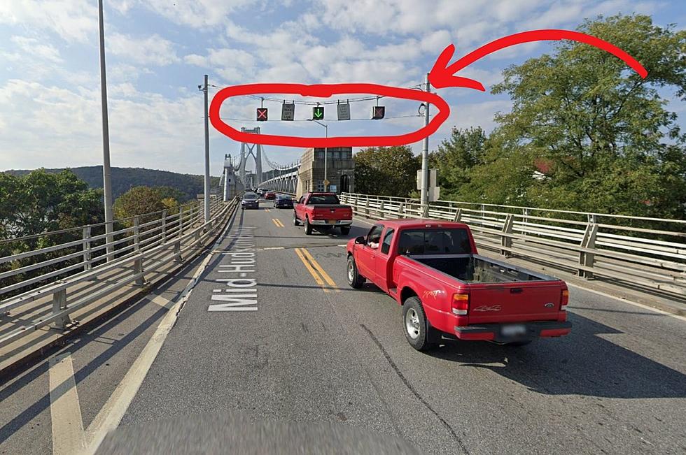 When and Why the Lanes Change on the Mid-Hudson Bridge