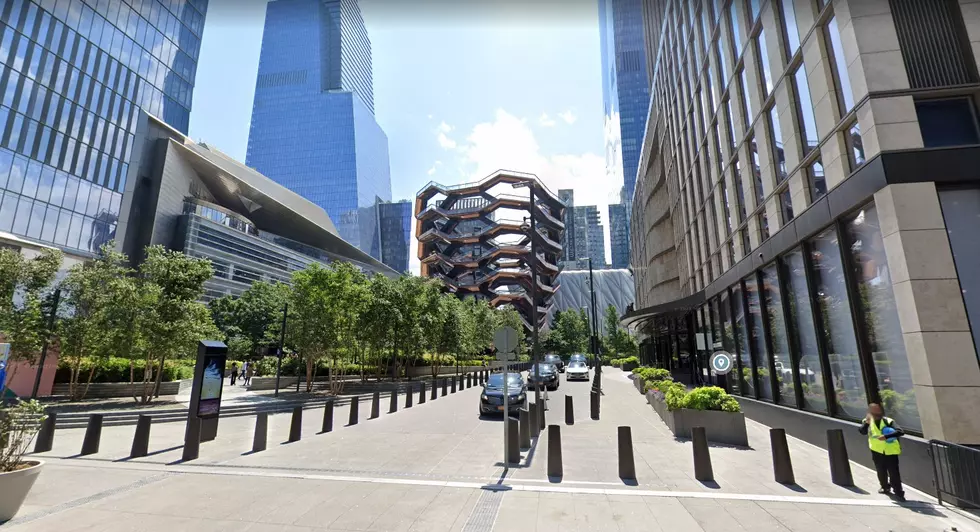 A temporary pickleball facility will be installed in Hudson Yards this month (Google)