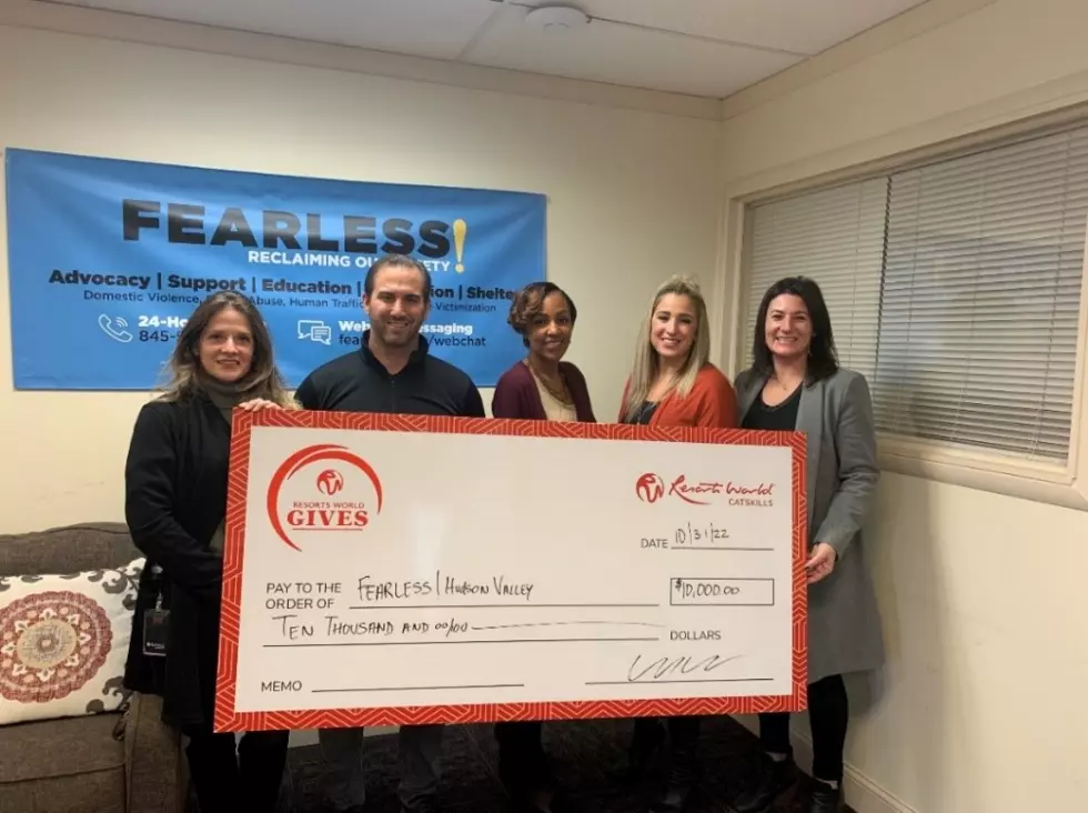 Resorts World Catskills (From L to R: Angela Rein, Manager Government Affairs and Public Relations, Resorts World Catskills; Anthony Bruno, Vice President of Operations, Resorts World Hudson Valley; Sarita Green, Associate Director, Fearless! Hudson Valley, Inc.; Kellyann Kostyal-Larrier, Executive Director, Fearless! Hudson Valley, Inc.; Meghan Taylor, Vice President Government Affairs and Public Relations, Resorts World Catskills and Resorts World New York City)