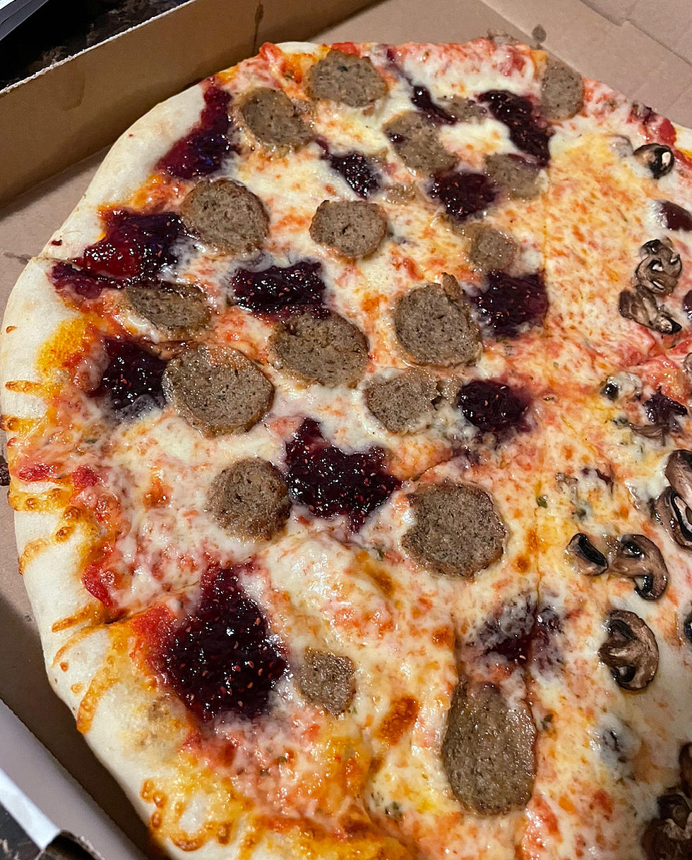 New York Pizzeria Put Raspberries on My Pizza