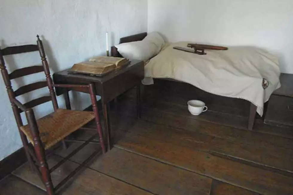 Visitors can still explore the Senate House (senatehousekingston.org)