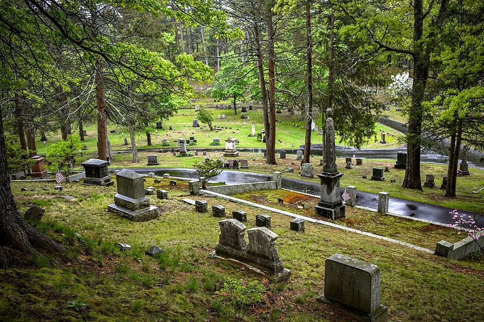 These Famous Figures Are Buried in New York's Oldest Cemetery