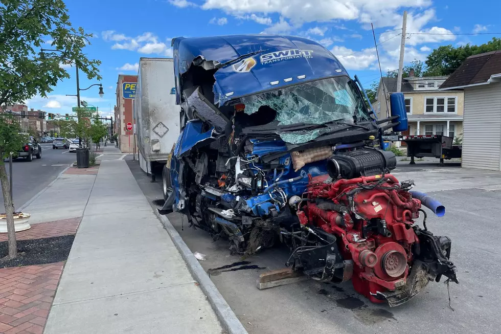 New ‘Tourist Attraction’ After Massive Crash on the NY Thruway