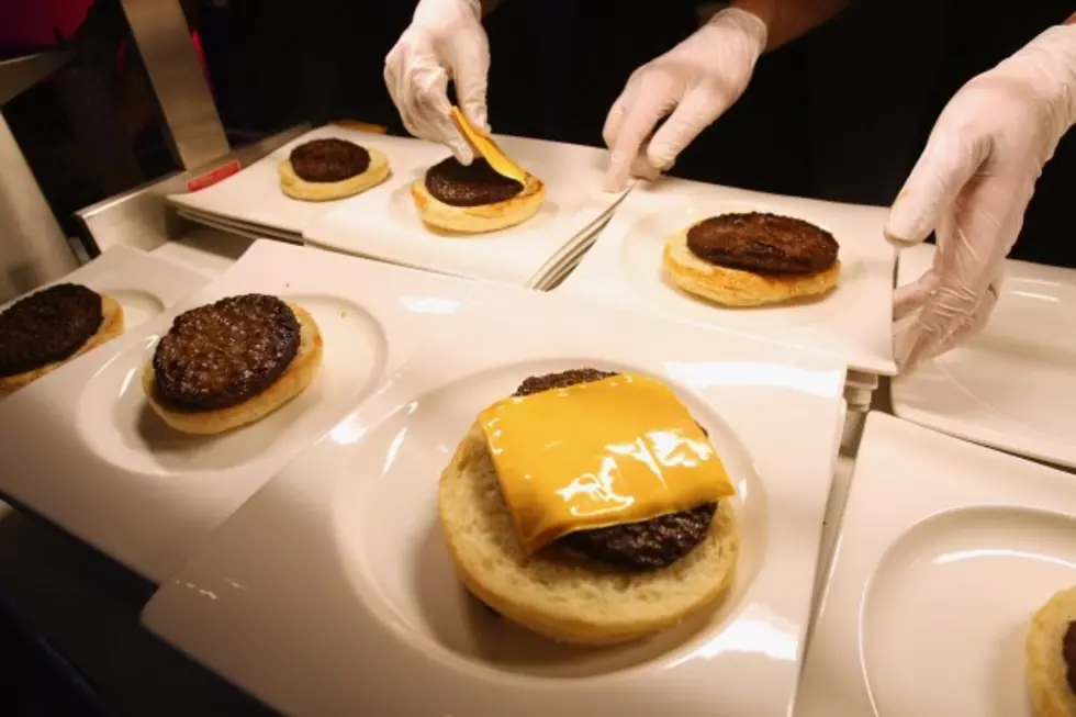 Would you eat a 10,000 calorie burger?