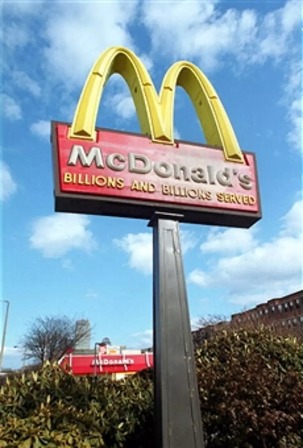 Watch Man Eat Entire McDonald&#8217;s Dollar Menu as One Burger