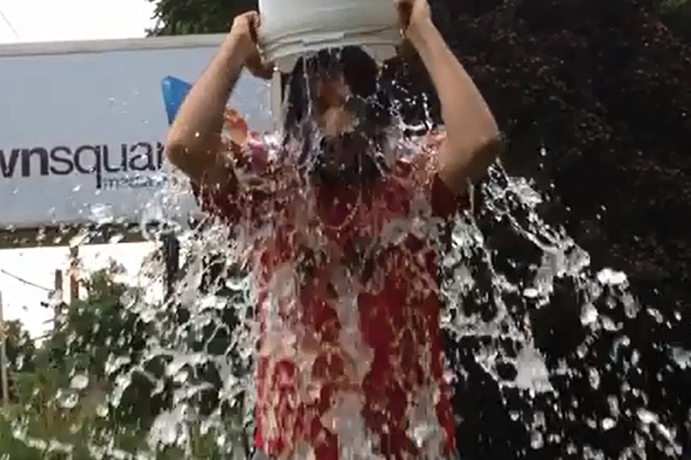 Unbelievable Ice Bucket Challenge [Video]