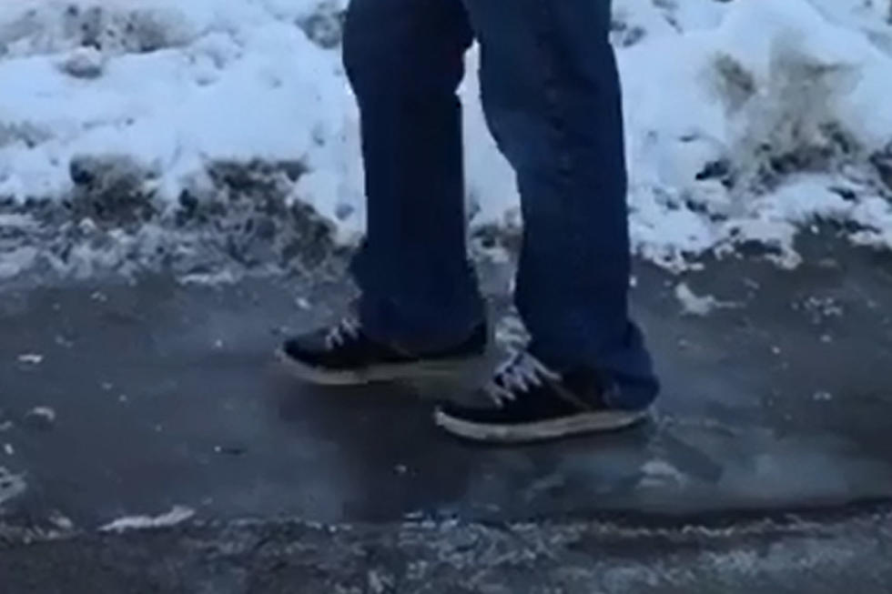 Science Shows How to Walk on Ice Without Ever Slipping [VIDEO]