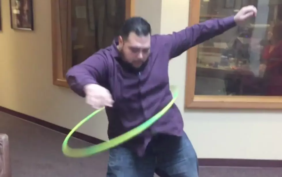 Serious Hula Hoop Fails (And a Few Wins) [Video]