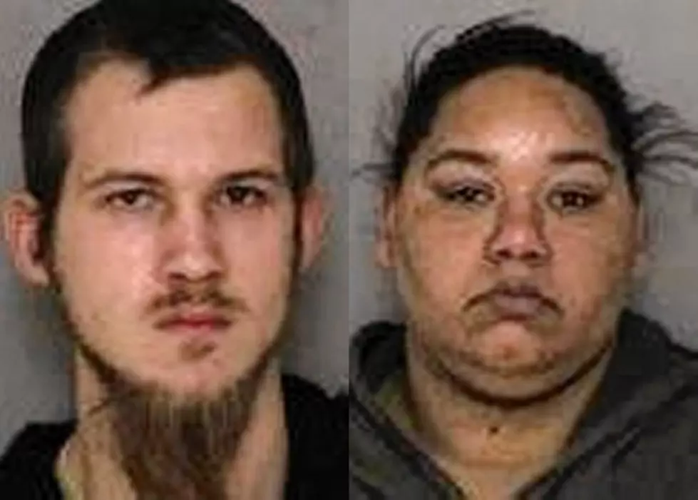 NY Couple Arrested After Eating Rotisserie Chicken at Wal-Mart, Failing To Pay