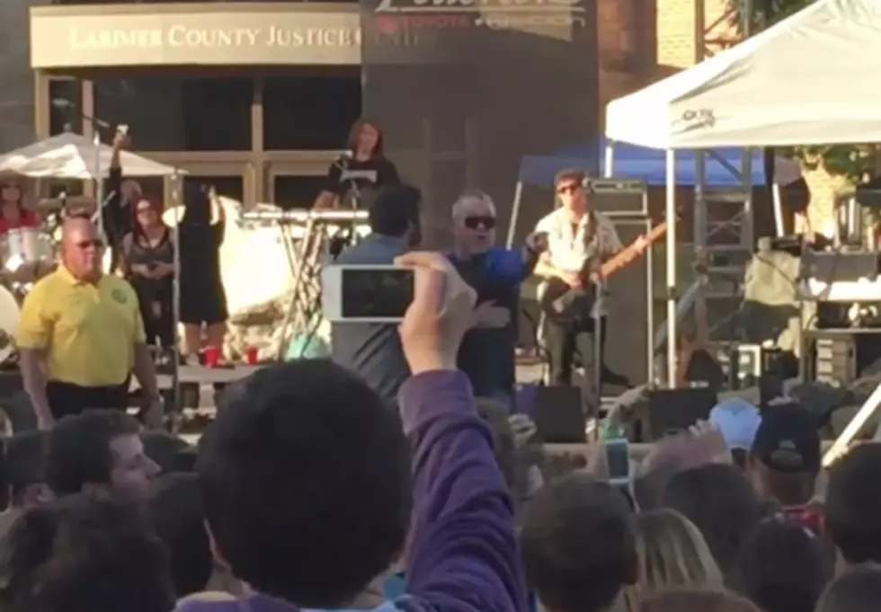 Smash Mouth Singer Hit with Bread, Has Epic On-Stage Meltdown