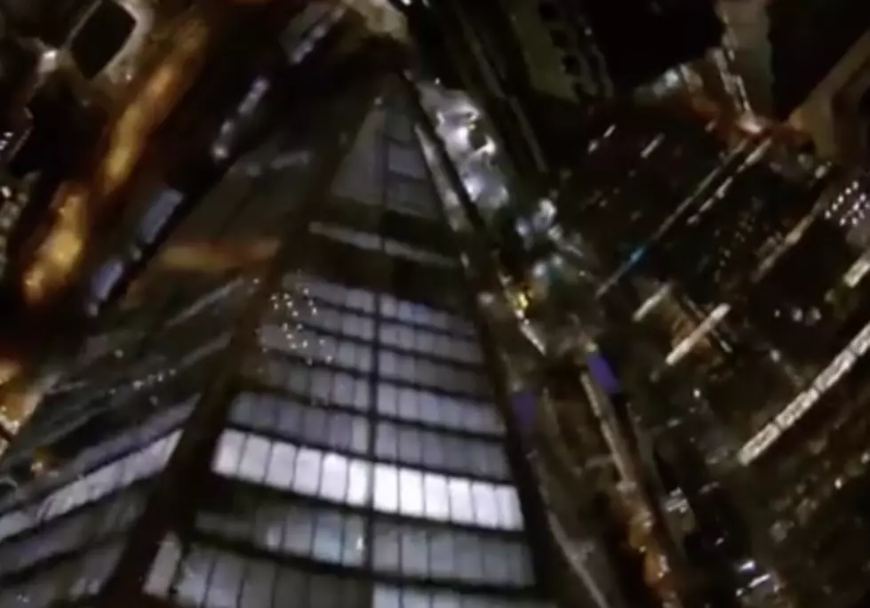 Hudson Valley Man Parachutes From World Trade Center [VIDEO]
