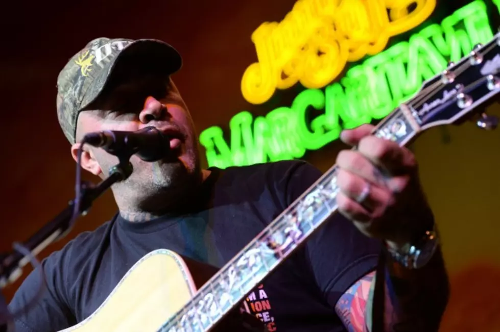 Aaron Lewis of Staind Plays The Chance Saturday