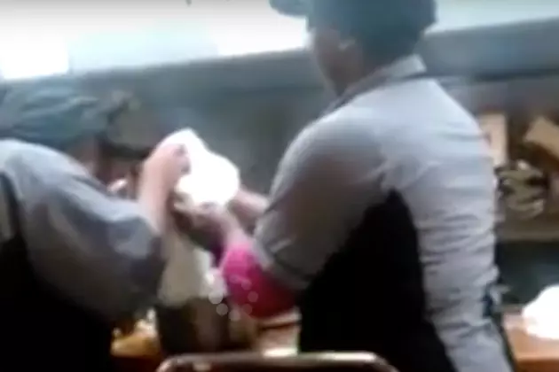 Waffle House Employees Caught on Camera Doing Something Particularly Nasty [VIDEO]